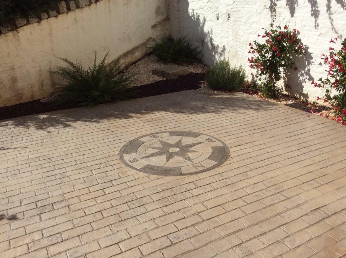 Residenza Il Melograno Villa Budoni Exterior foto